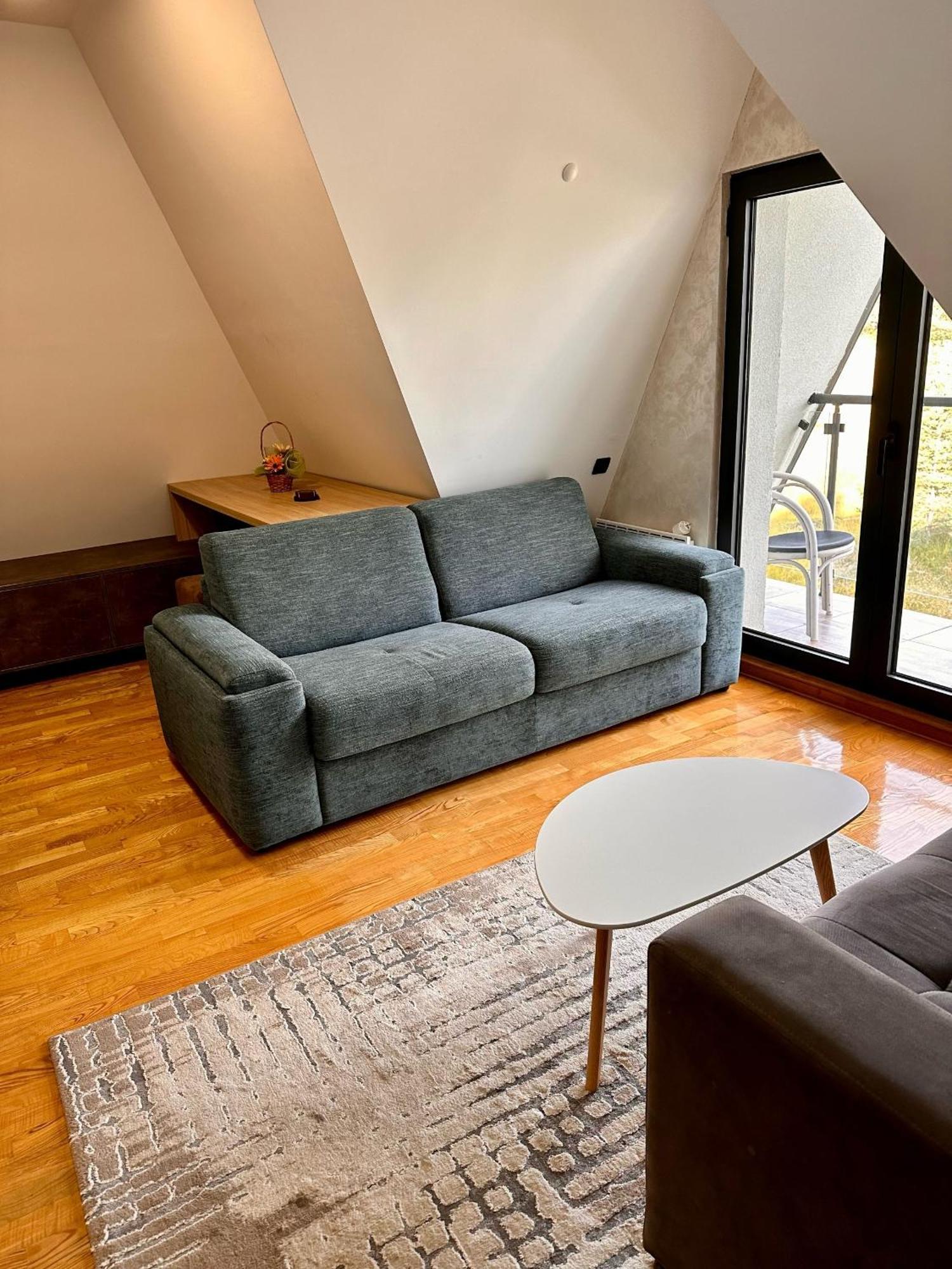 Apartment Bombonjera Lux